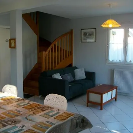 Maison Pour 6, Acces A Pied A La Plage, Au Port Et Au Village *