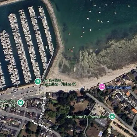 Holiday home Maison Pour 6, Acces A Pied A La Plage, Au Port Et Au Village