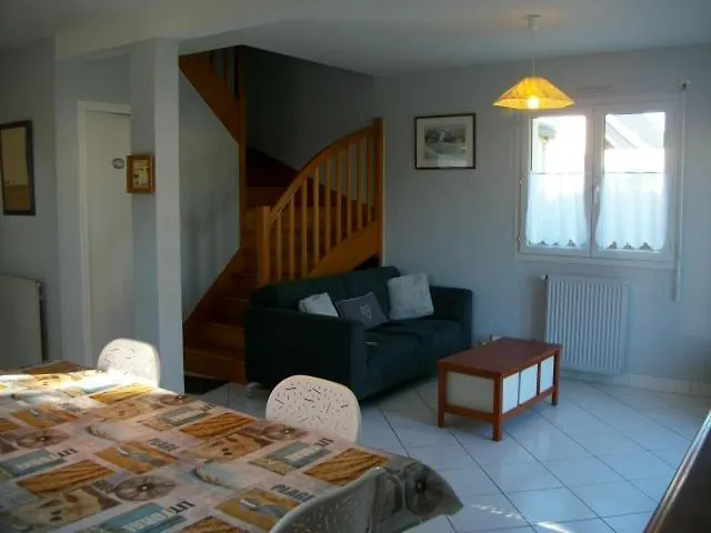Maison Pour 6, Acces A Pied A La Plage, Au Port Et Au Village *