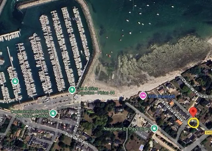 Holiday home Maison Pour 6, Acces A Pied A La Plage, Au Port Et Au Village